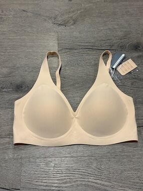 Everyday Smooth Nude Wireless Bra - Light Support